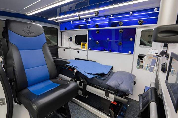Des véhicules spécialement aménagés pour le transport bariatrique