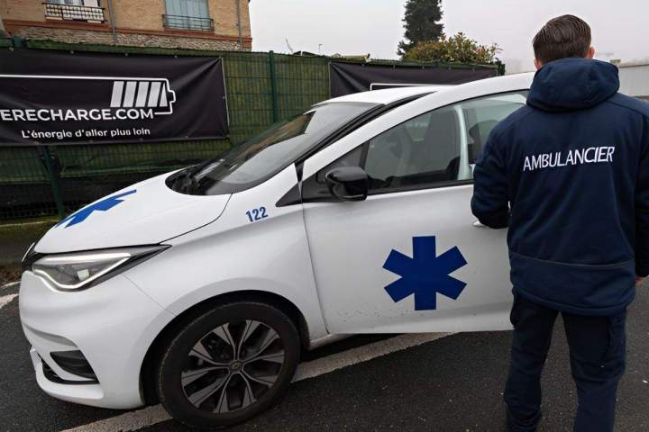 Des véhicules adaptés pour le transport de malades
